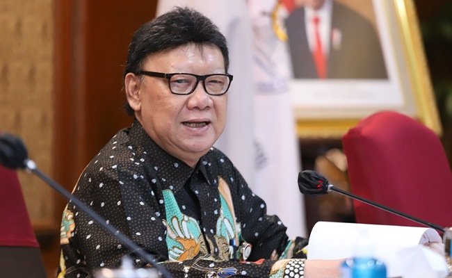 Menteri Tjahjo Kumolo Meninggal Dunia - Bharindo News