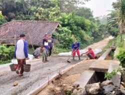 Pembangunan Jalan Rabat Beton di Desa Padabeunghar: Meningkatkan pembangunan insfrastruktur dan Mobilitas Masyarakat